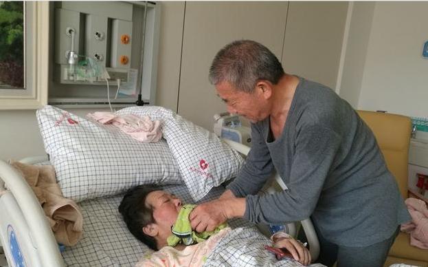 山东67岁老妇生女?要么是“人类奇迹”,要么是新闻中有虚假信息