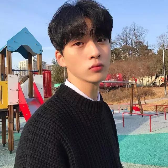 1分钟带你了解ai,深圳a股和深圳b股的区分