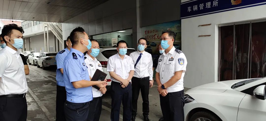 4S店、汽修厂、汽车美容洗车行“一个不漏”!衢州警企协联动开辟交通安全宣传新阵地