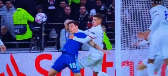 里昂对尤文犯规,2020年欧冠淘汰赛尤文里昂第二轮