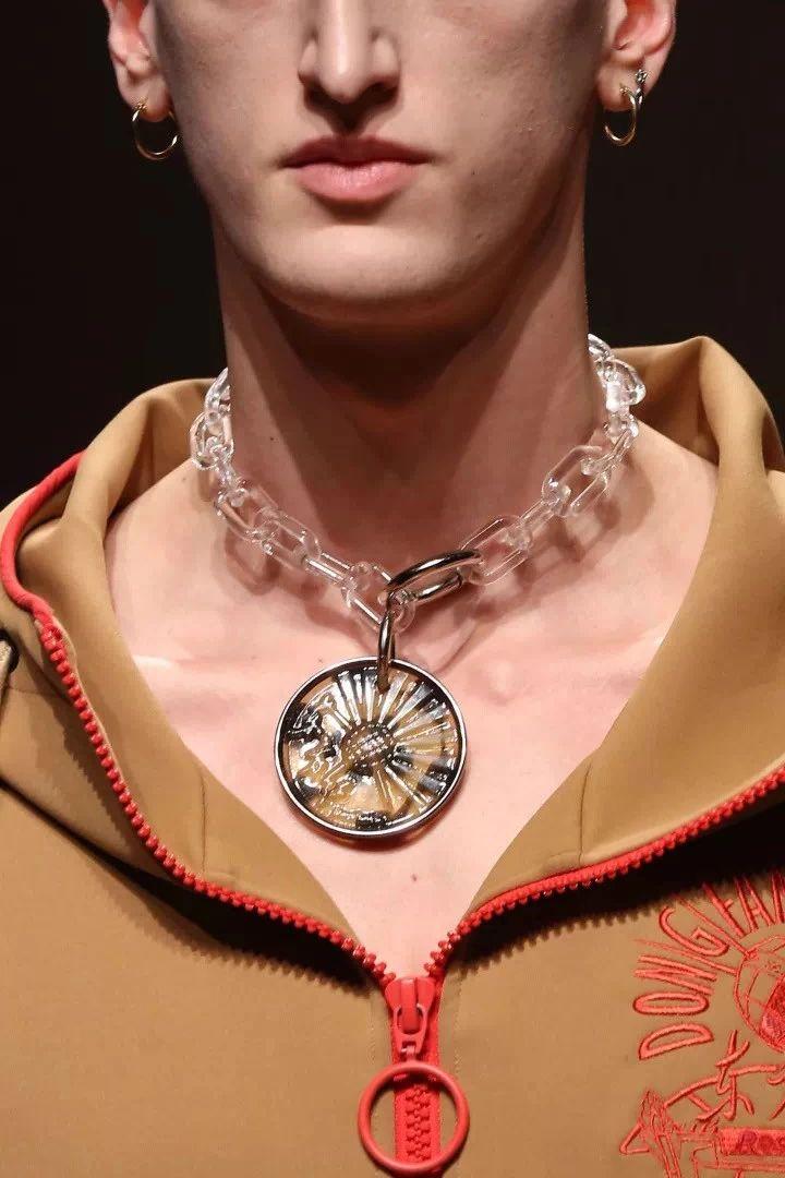 马克华菲时尚T恤,马克华菲巴黎时装周