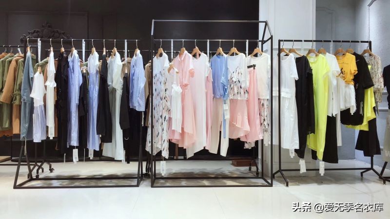 开实体女装店网上进货好吗,实体店女装在阿里巴巴进货靠谱吗