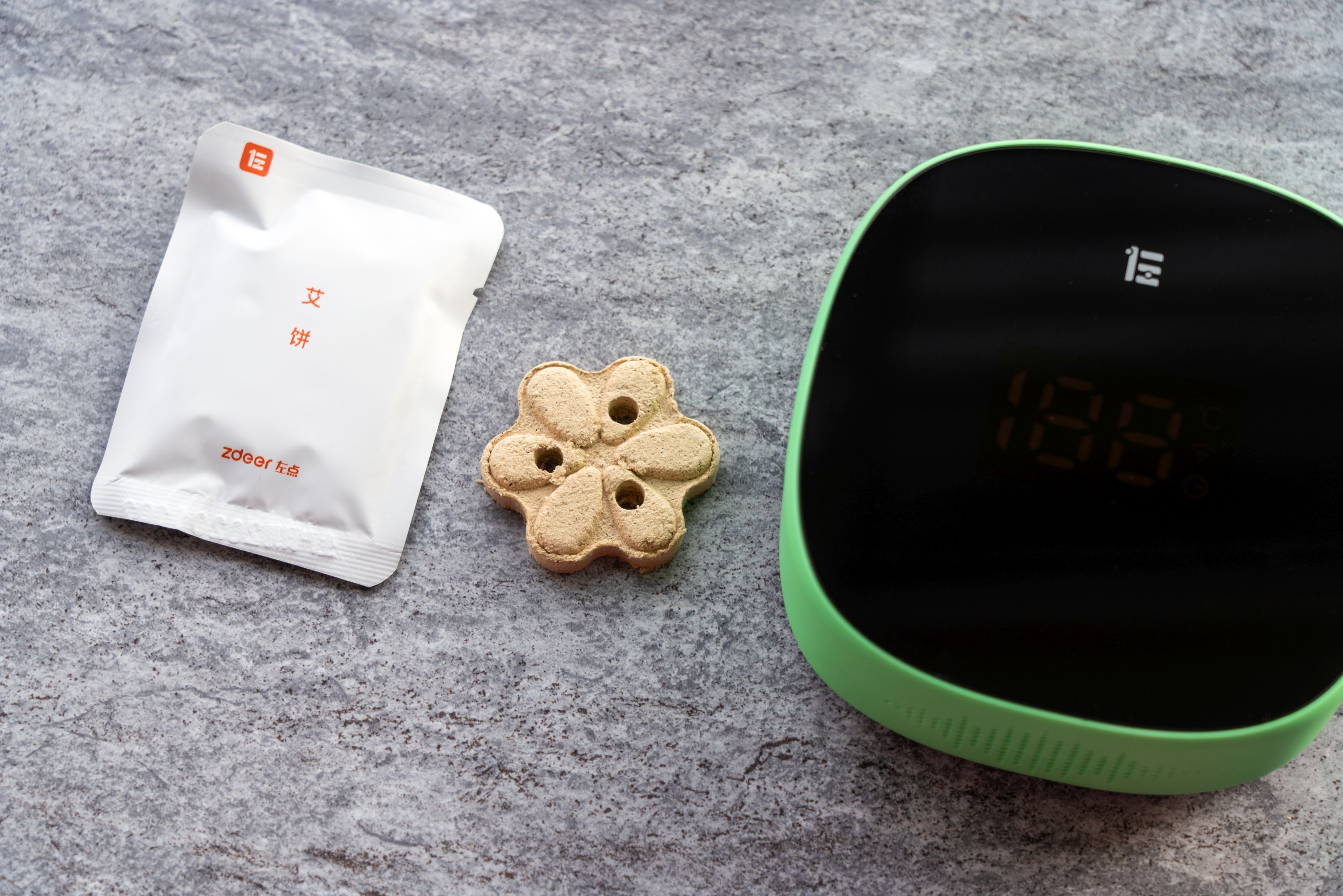 左点小艾艾灸有用吗,左点小艾智能艾灸加热器x8