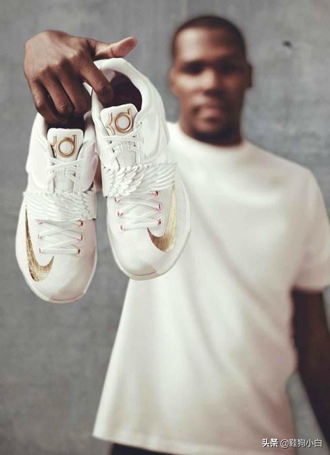 杜兰特上脚球鞋2020-2021 (杜兰特历年上脚球鞋)