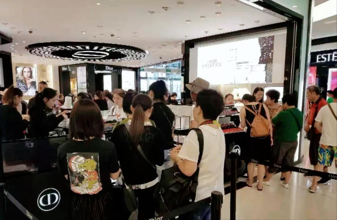 适合中老年人用的平价护肤品,适合中老年女性的护肤品牌