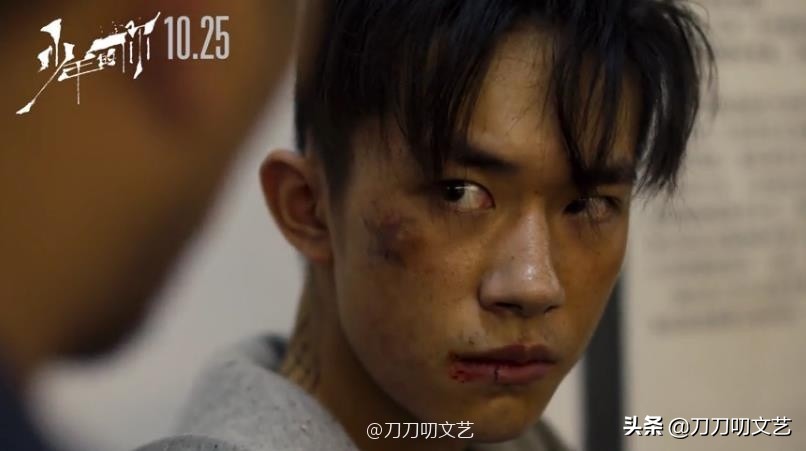 易烊千玺少年的你电影评价,少年的你易烊千玺骑的什么摩托车