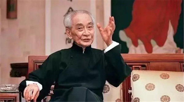 南怀瑾的点拨:人在低谷时,默念这三句话,一切都会否极泰来