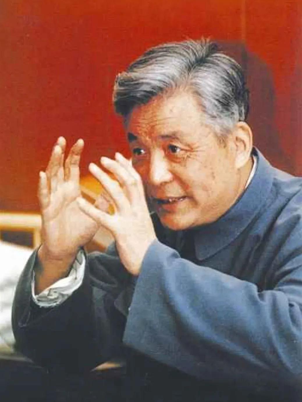 1999年两弹一星勋章获得者视频,1999年被授予两弹功勋奖章