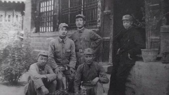 杜平被任为大使,先请彭总出面推辞,而后自己说服毛*东泽**收回成命