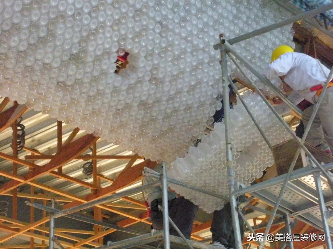 这位设计师给中国长脸了！他设计了一堆“垃圾”，却让……