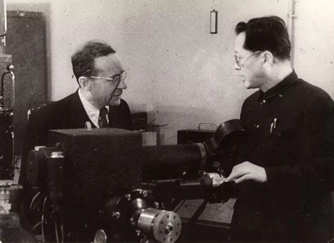 荣获六个奖项的科学家,中国科学家发现中微子