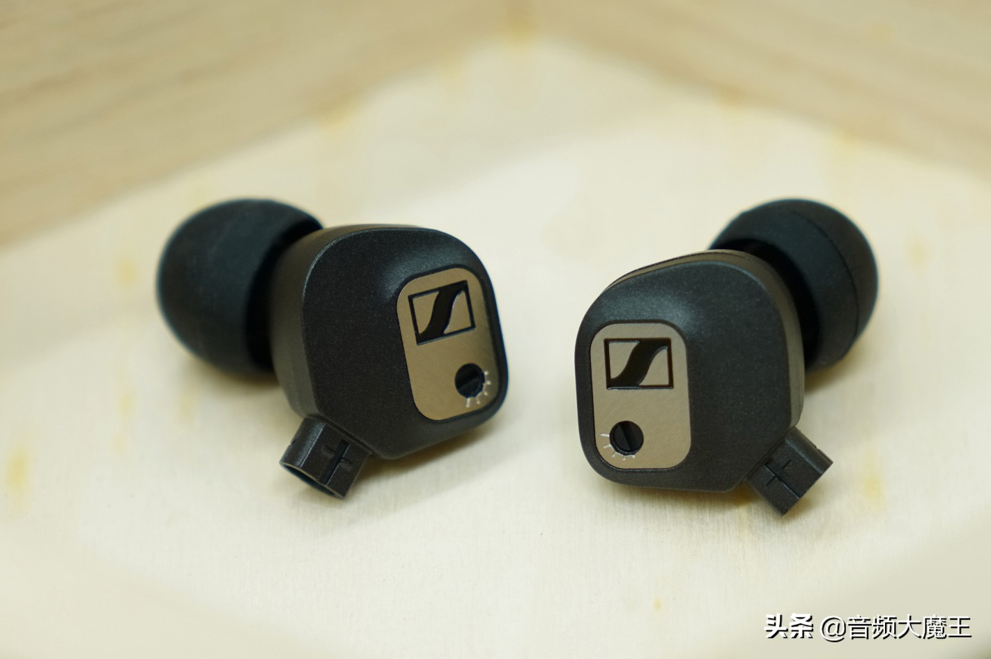森海塞尔ie80s入耳式耳机真假,森海塞尔ie80s降噪耳机