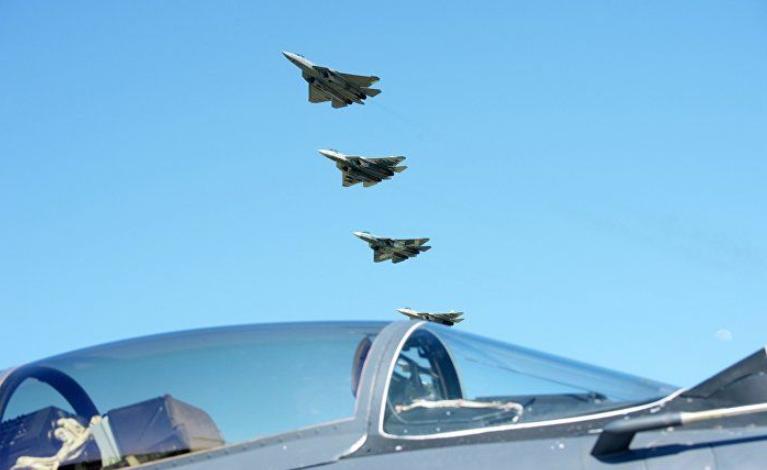 埃尔多安陪同普京观看苏57,普京采访苏57