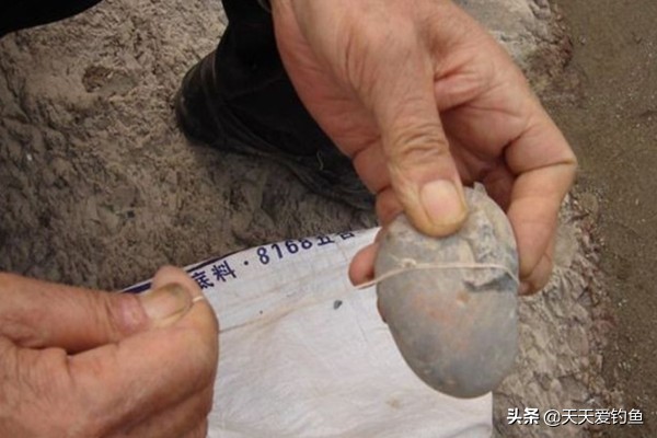 防挂底爆炸钩正确挂饵方法,爆炸钩正确挂饵防挂底方法