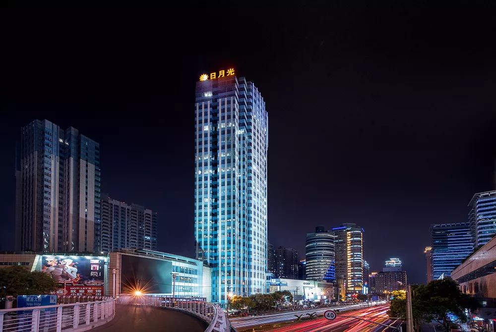 上海商业地产购物中心,日月光购物中心高端吗