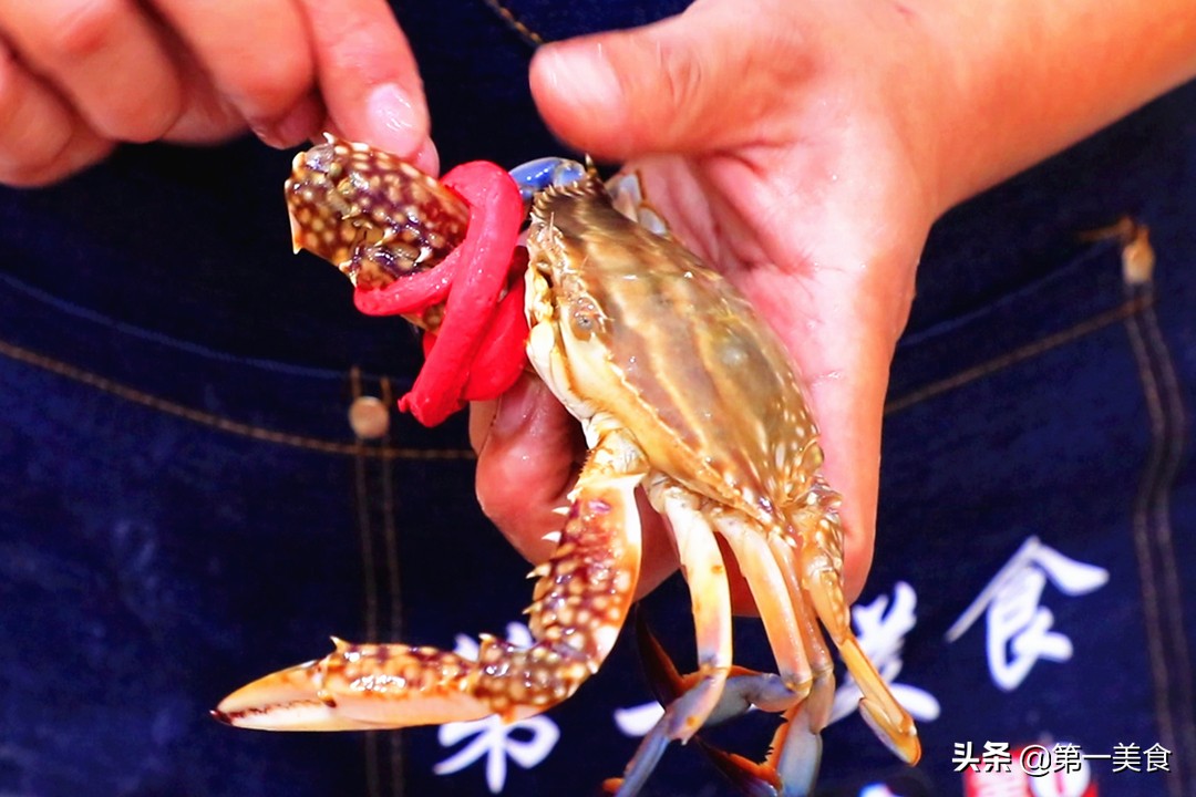 蒸螃蟹的正确方法蒸法,蒸螃蟹的正确方法蒸几分钟有蟹黄