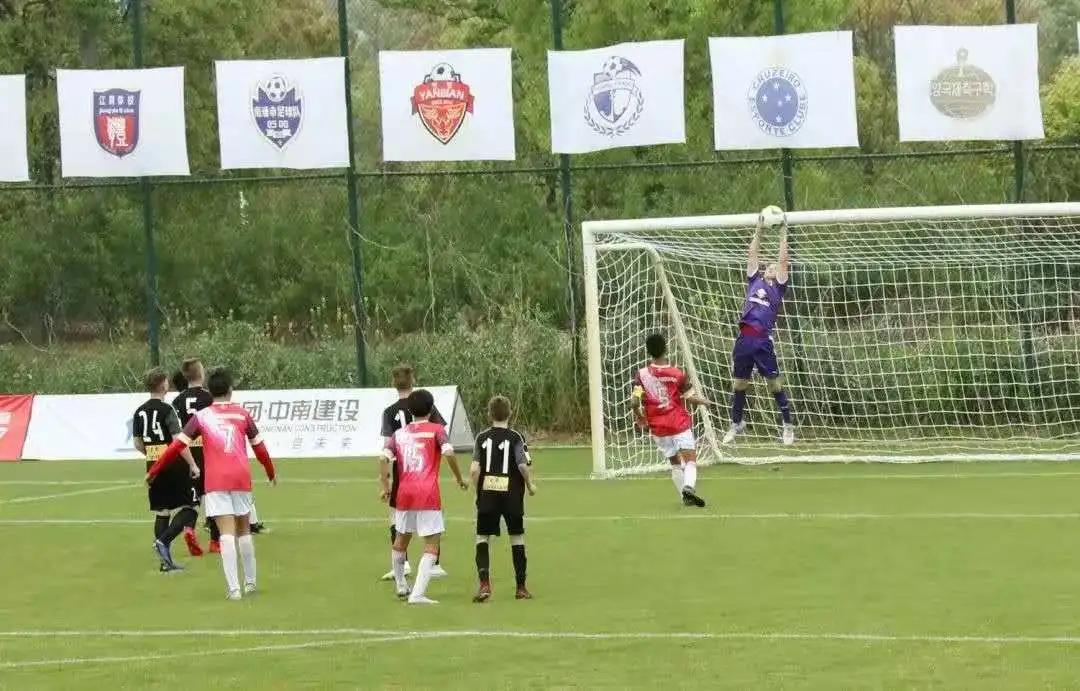 他是高丰文好兄弟李铁恩师，如今80岁在海门做这件事