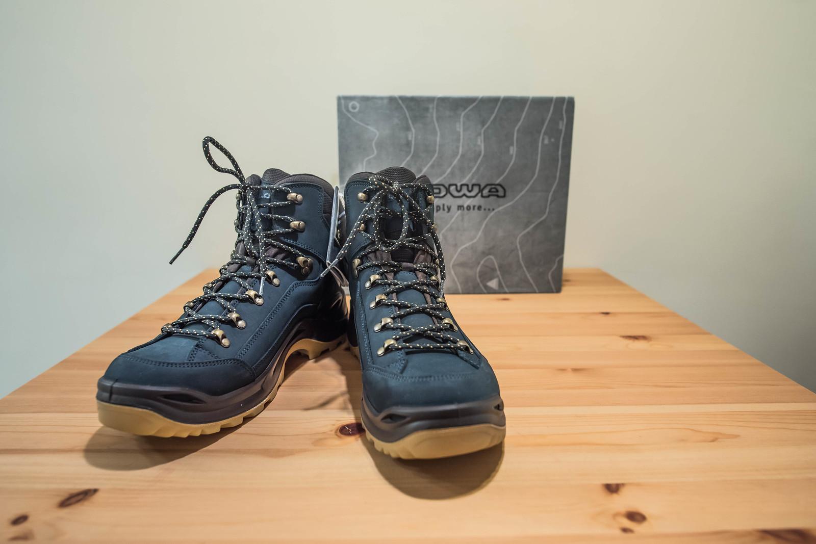 德国lowa登山鞋武汉店,lowo户外登山鞋开箱评测