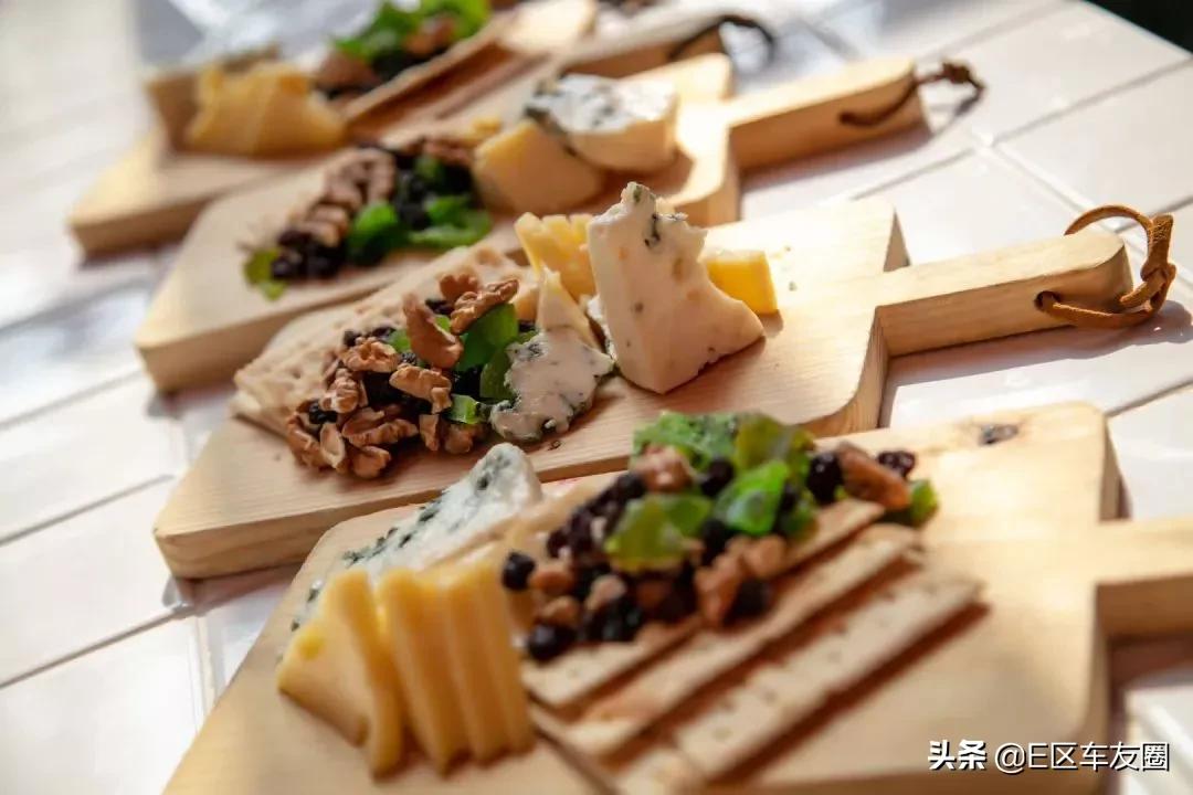 巴黎的名牌有哪些,如果用一个字来形容城市的生活