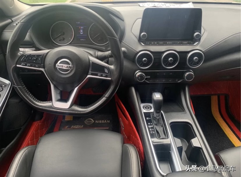 蓝鸟和轩逸谁更值得买,失之一厘差之千里