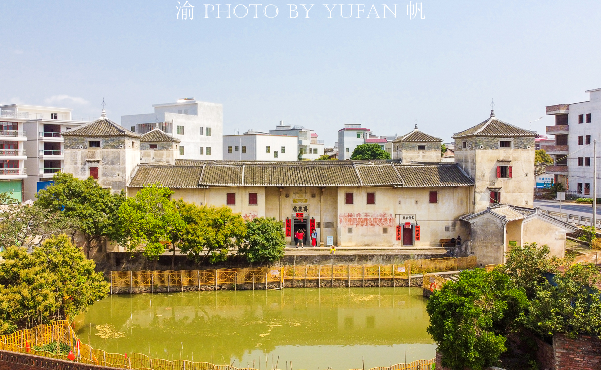 广东新晋网红建筑，俯瞰如同笑脸，实为130年前建的世界球王故居