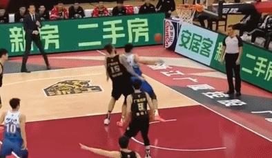 cba今日球鞋上脚一览,cba球鞋牌子评测