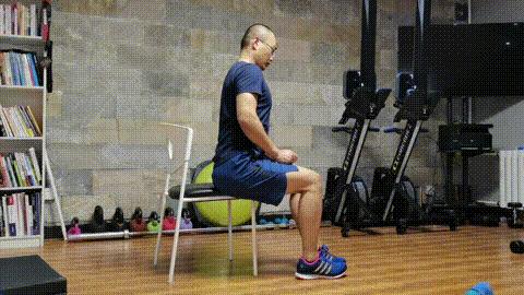 你的坐姿十有八九有问题，肩膀、背部酸痛？教你几招来缓解