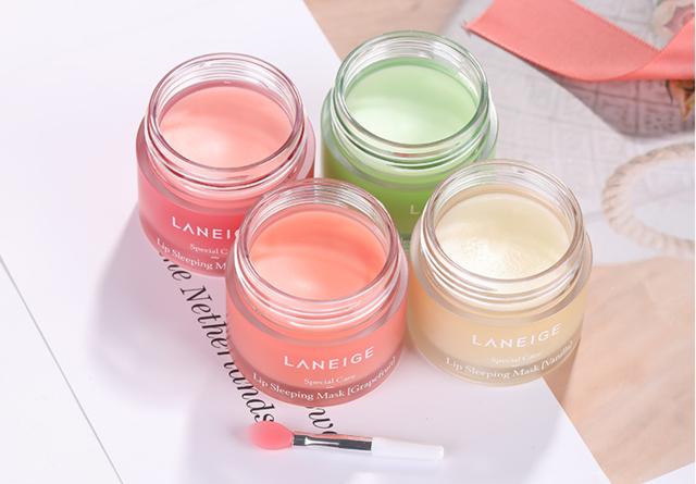 每篇爆文后，都隐藏着一个烂脸姑娘！这些护肤品吹上天也慎重！