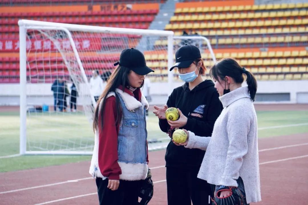 涓浗鍐犲啗杩愬姩鍛樻瘮璧涘悕鍦洪潰,鍐犲啗涓浗閫夋墜闆嗛敠