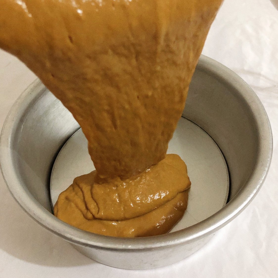 鸡蛋发糕怎么做才比馒头好,1碗面粉1个鸡蛋教你在家做发糕