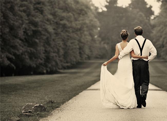 与人相处不如亲近自然,与人相处不如与动物相处