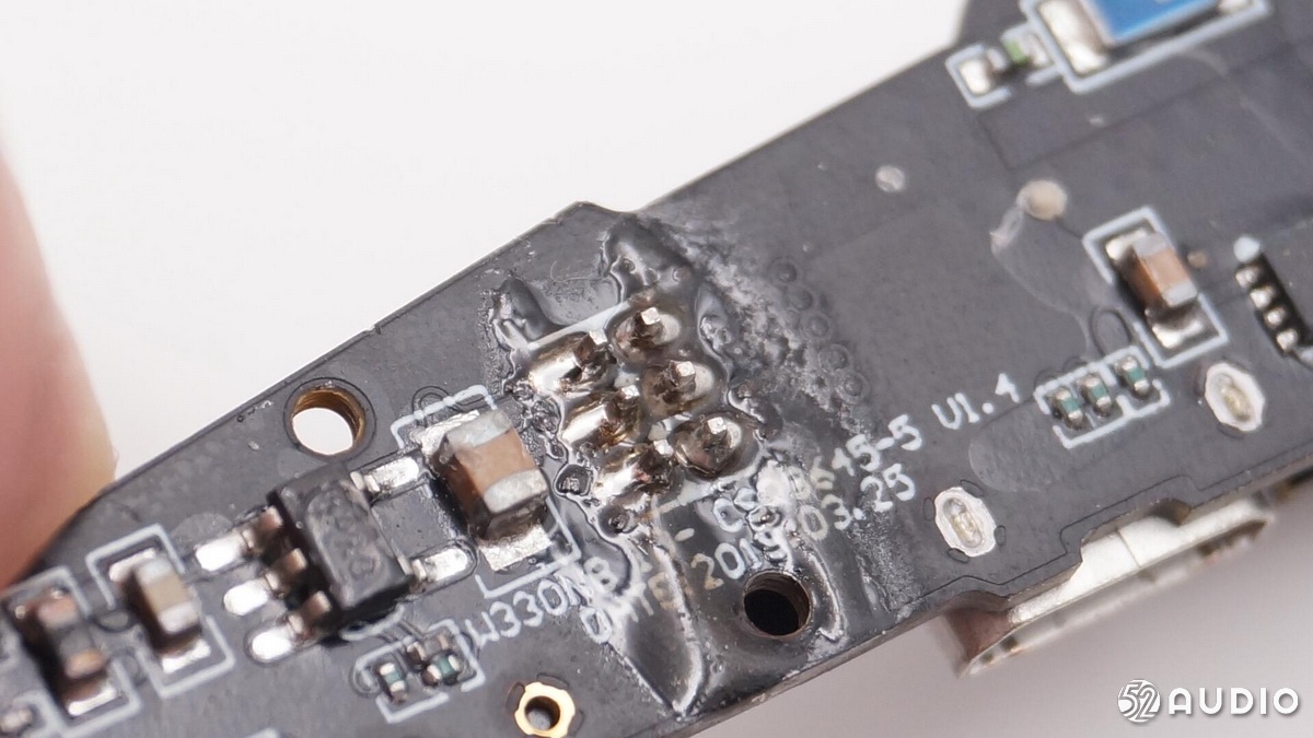 拆解漫步者r231t,漫步者w330蓝牙耳机拆解