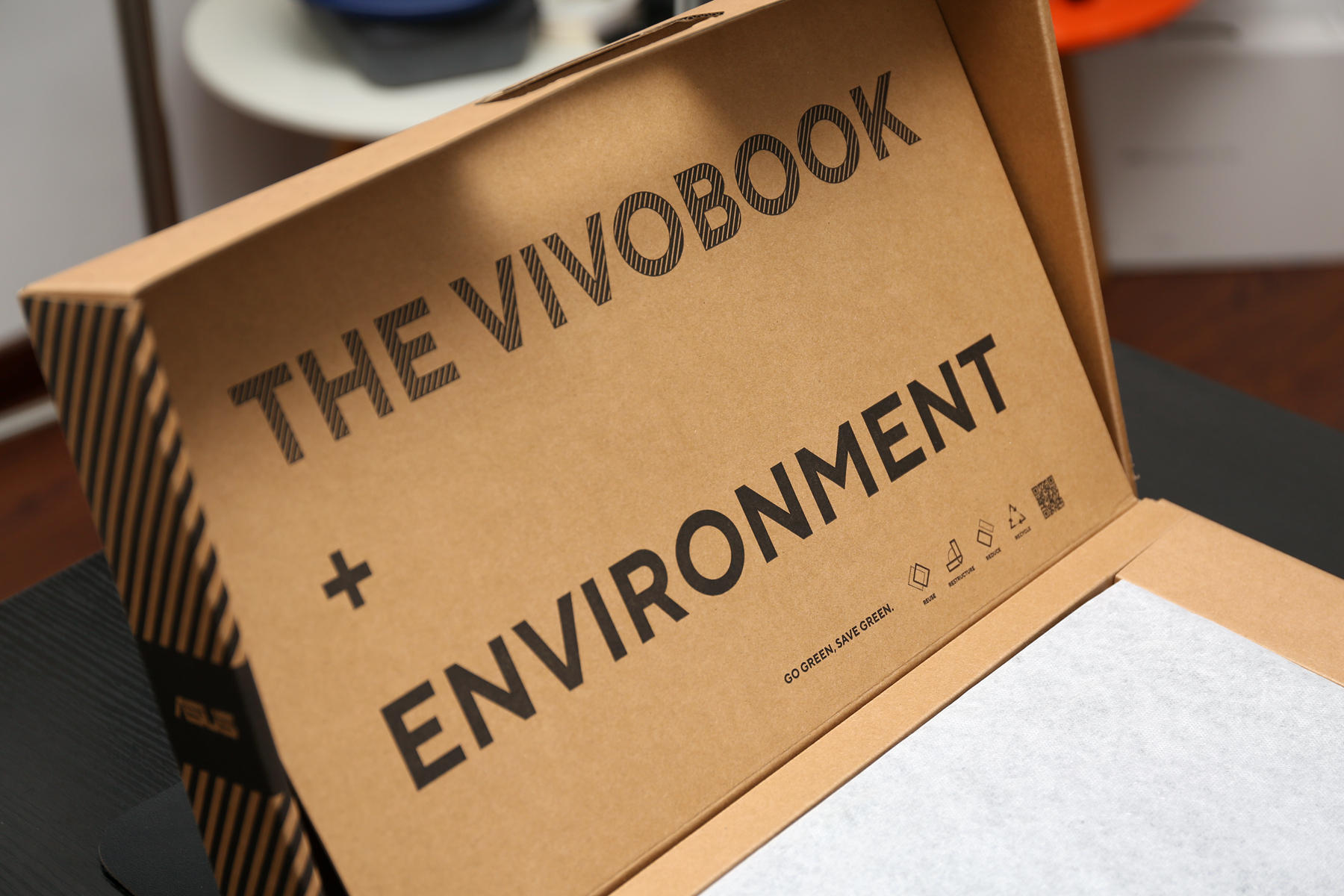 2024华硕无畏pro15锐龙版开箱,华硕无畏pro15锐龙测评