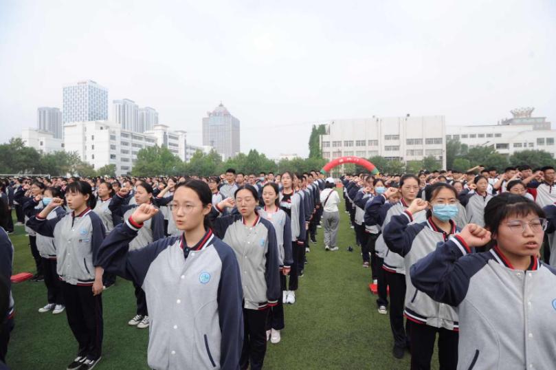 人民日报公布广东野鸡大学名单,教育部公布广东野鸡大学名单曝光