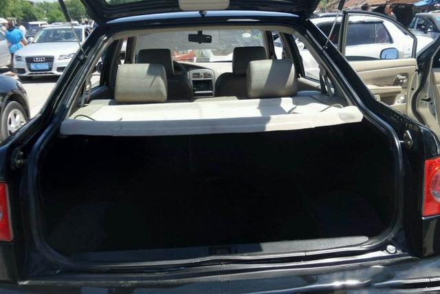 小伙买车竟被嘲笑直接拿30万现金,小伙花6万买台二手车