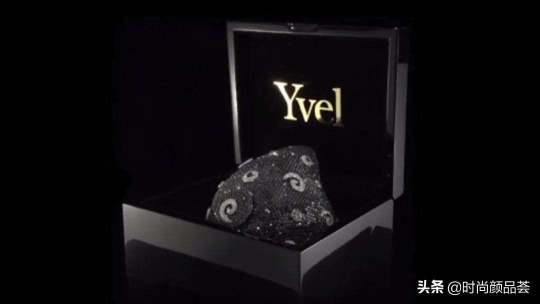 时尚圈一周要闻｜系统BUG致使Prada商品售价“跌”至百元