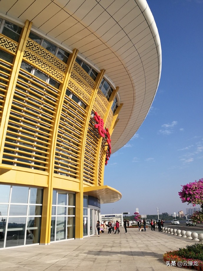 从深圳坐火车到海南海口要多久,从深圳站去湛江火车