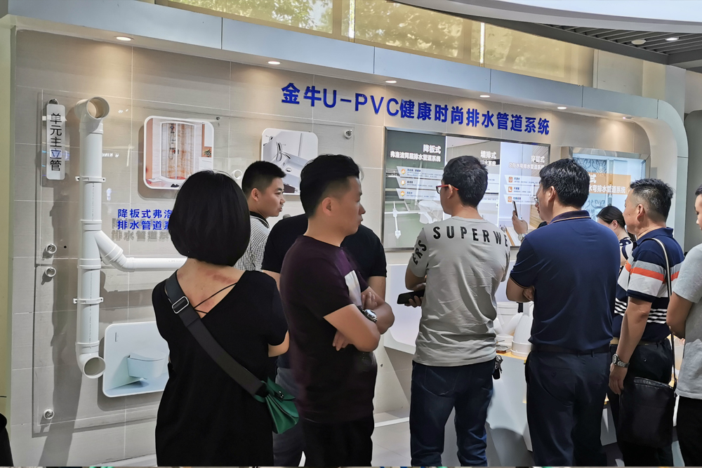 金牛绿翡翠和绿色抗菌管哪个好,金牛ppr绿翡翠抗菌管