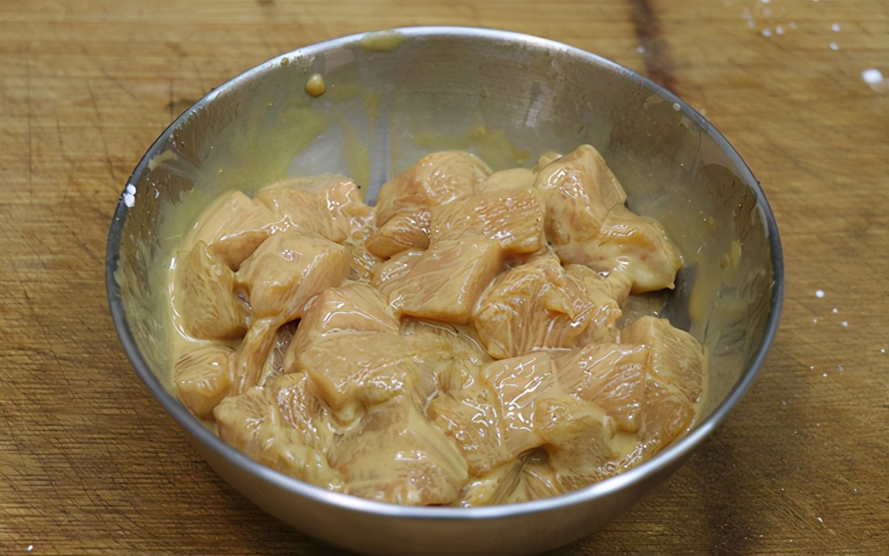 酸甜鸡胸肉的无油炸家常做法,鸡胸肉可以做酸甜里脊肉吗