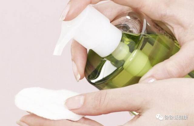 天热流鼻血怎么安慰,天热流鼻血怎么避免