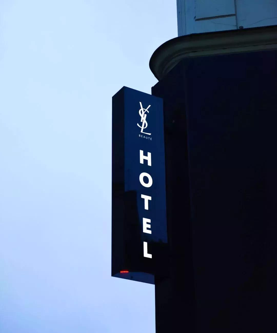 这家被传出浴室照的酒店，怎么还这么火？