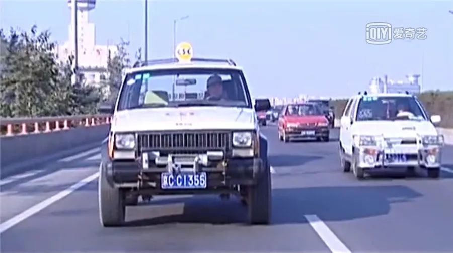 琥珀——难得的汽车题材剧目（上）