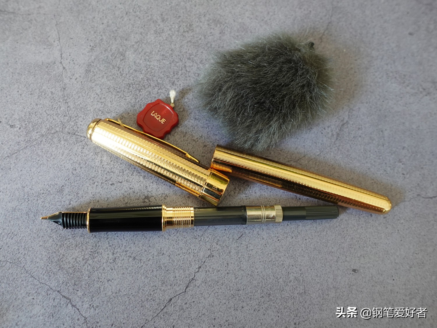 派克钢笔18k纯金老款,全新派克卓尔系列钢笔18k750