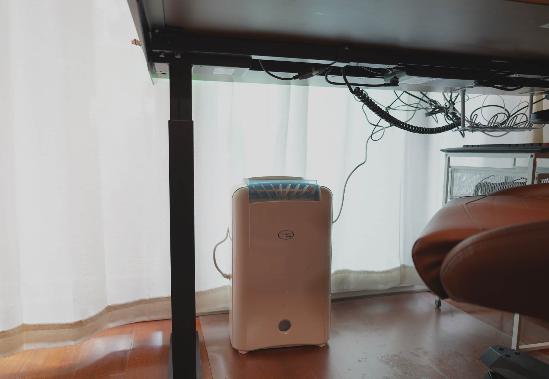 不用压缩机除湿,无压缩机除湿机的除湿原理