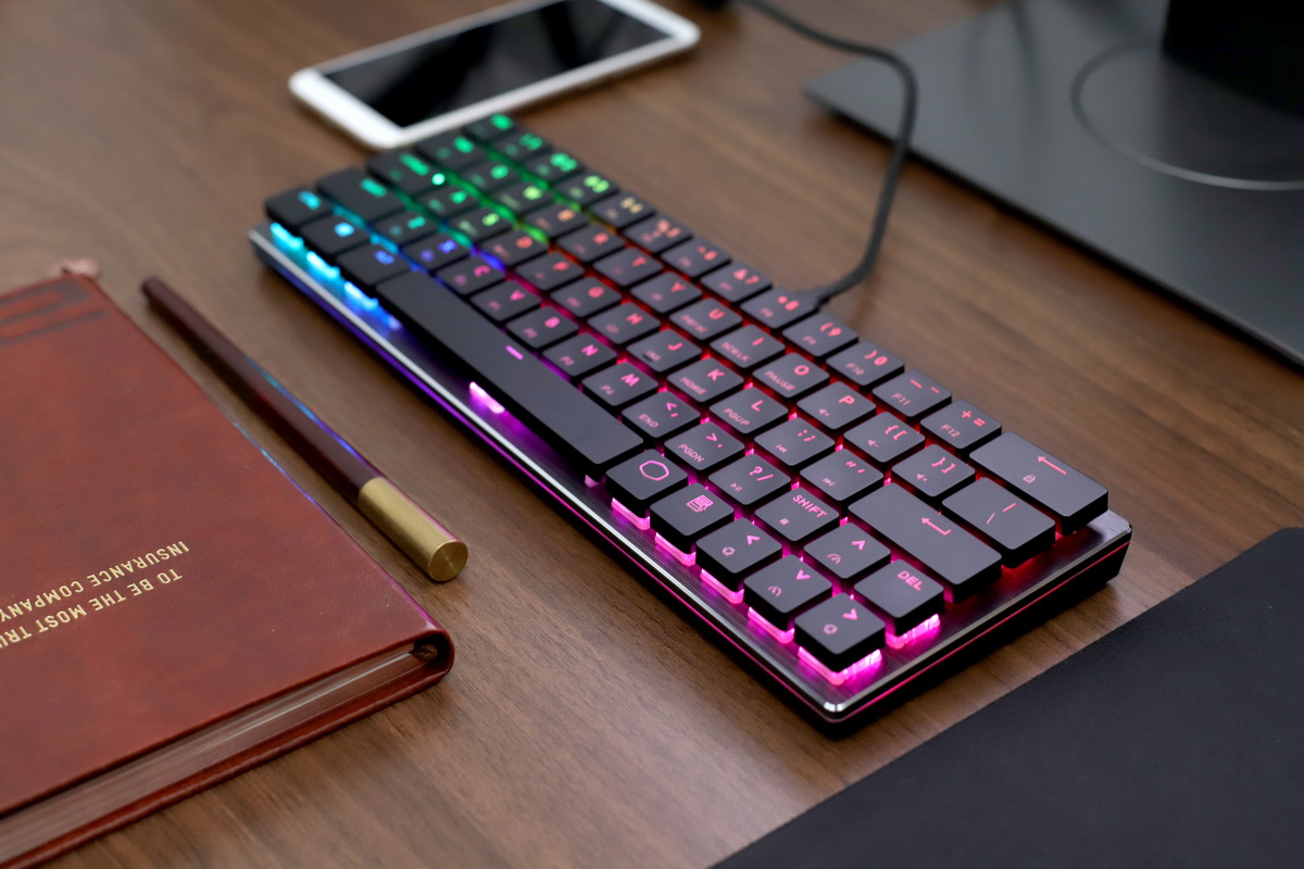 注定的炫酷与高冷，酷冷SK621体验和手感测试报告