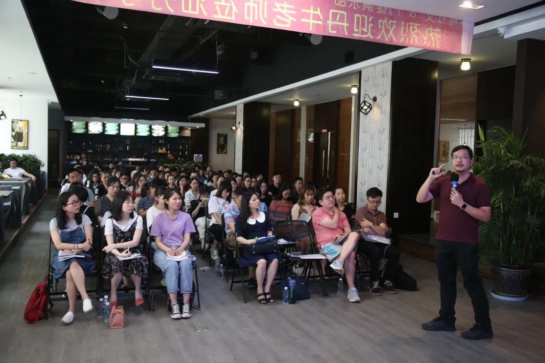 涓圭墰澶栬锤涓撹瑙嗛,涓圭墰澶栬锤涓撹