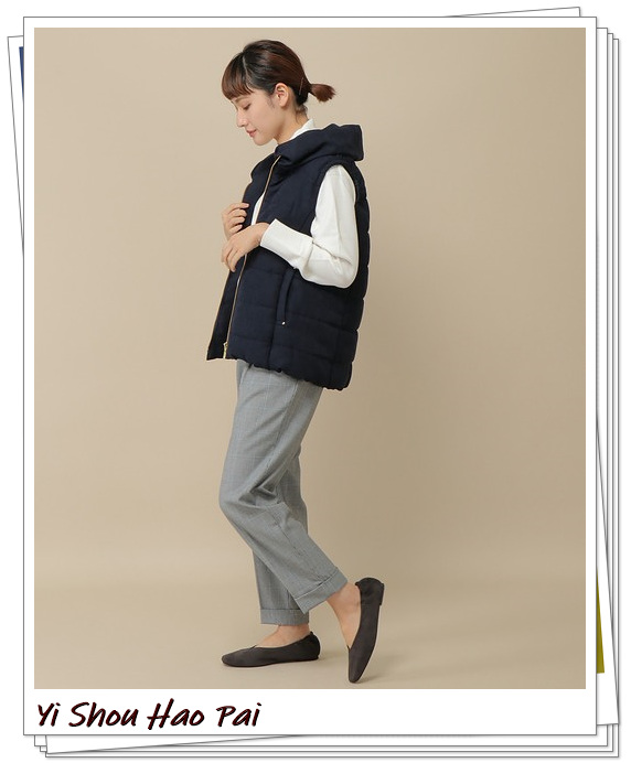 黑色的棉背心外套怎么搭配,海军蓝羽绒