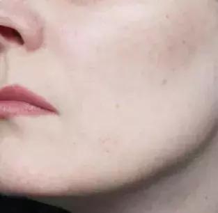 十大公认好用的粉底液排名滋润型,适合秋冬各种皮肤的粉底液