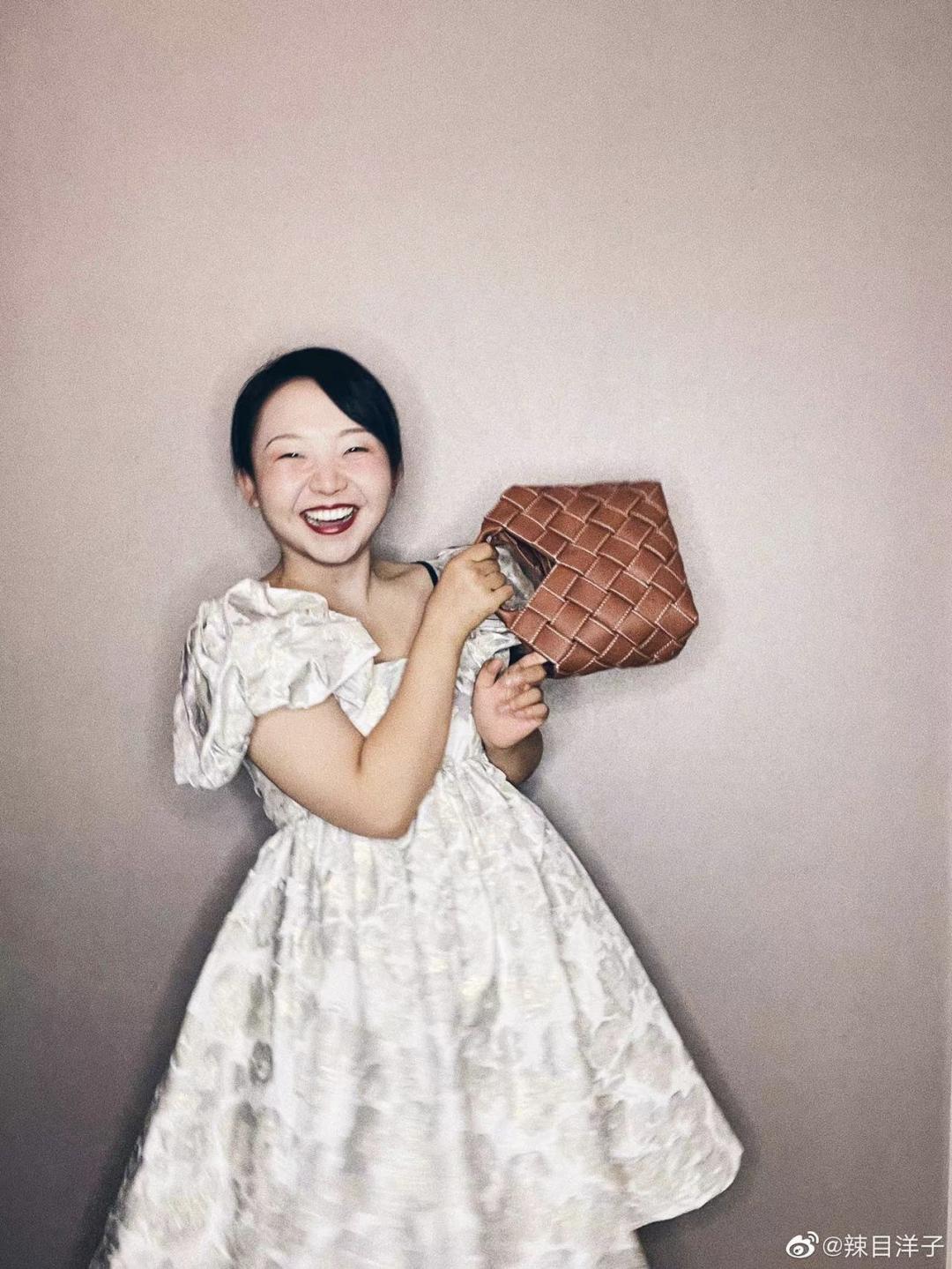 当一个普通女孩遭遇外貌内卷