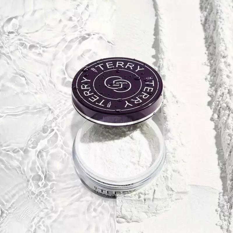 干净透彻的底妆选什么粉底液,想要持久底妆不脱